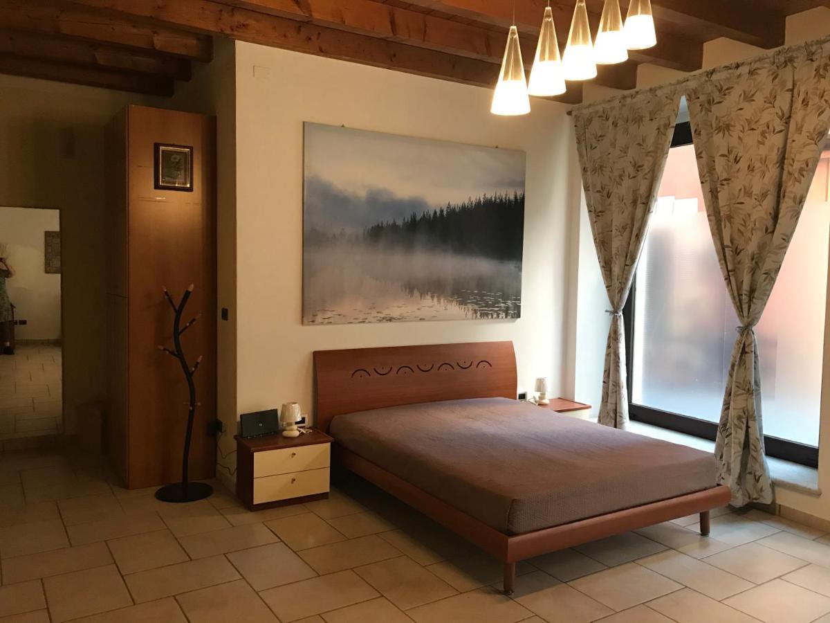 Kindly Roberta Centro Storico Peschiera,Lago Relax Peschiera del Garda Extérieur photo