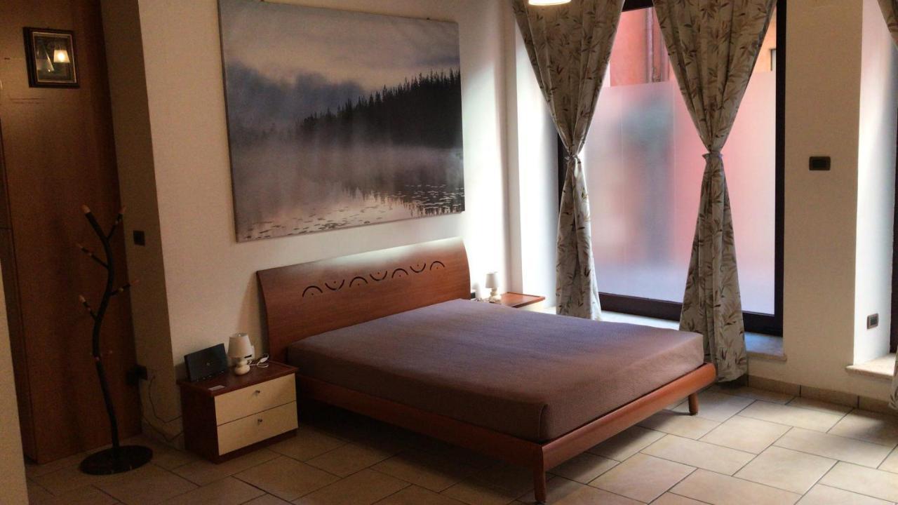 Kindly Roberta Centro Storico Peschiera,Lago Relax Peschiera del Garda Extérieur photo